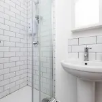 Spacious 2br Duplex - 2baths - 1min Walk To Arena & Nightlife Lejlighed