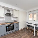 Lejlighed Spacious 2br Duplex - 2baths - 1min Walk To Arena & Nightlife Leeds (West Yorkshire)